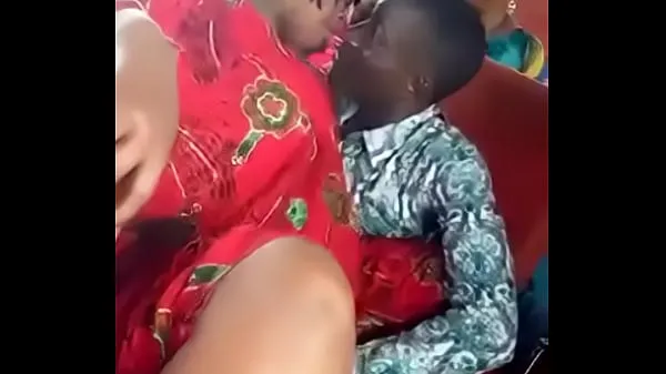 Tonton Woman fingered and felt up in Ugandan bus Filem teratas