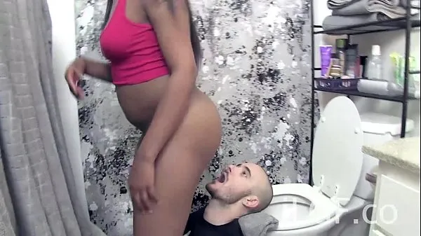 Watch Nikki Ford Toilet Farts in Mouth top Movies