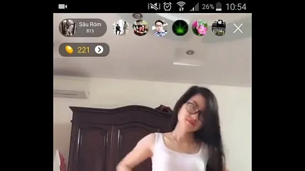 After two minutes, I bent down again to show my breasts once on bigo live سر فہرست فلمیں دیکھیں