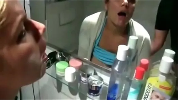 Παρακολουθήστε cumshot fucked bathroom the in sister and face κορυφαίες ταινίες