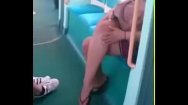 Tonton Candid Feet in Flip Flops Legs Face on Train Free Porn b8 Film terpopuler