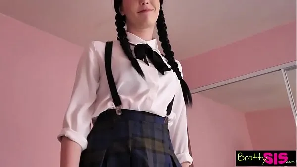 Katso Bratty step Sis - Quick Ride On Brother's Huge Cock Before Class S5:E1 suosituinta elokuvaa