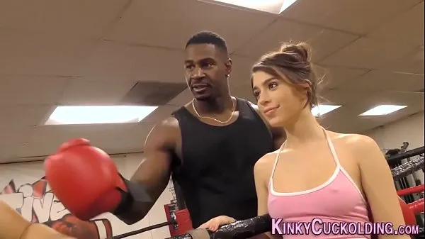 Se Domina cuckolds in boxing gym for cum topfilm
