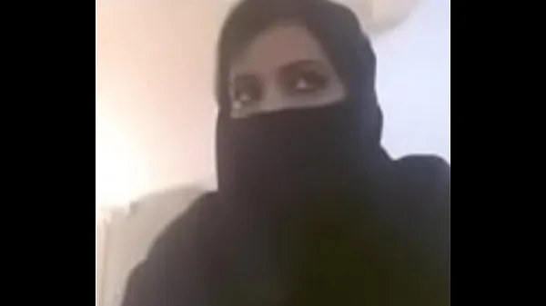 Watch Muslim hot milf expose her boobs in videocall top Movies