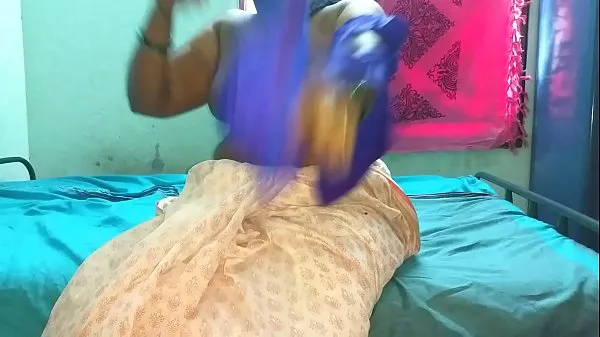 Se Slut mom plays with huge tits on cam topfilm