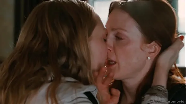 ดู Mom lesbi super ภาพยนตร์ยอดนิยม