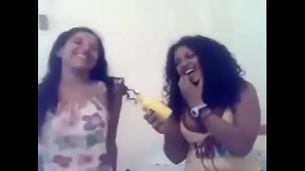 Katso Girls joking with each other and irritating words - Arab sex suosituinta elokuvaa