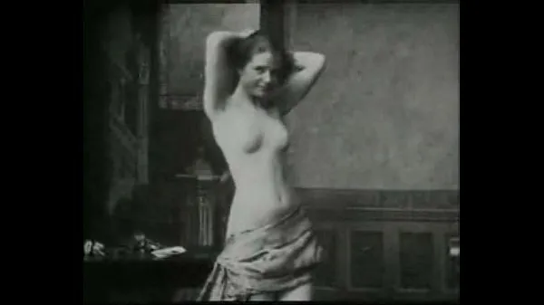 Oglejte si FRENCH PORN - 1920 najboljše filme