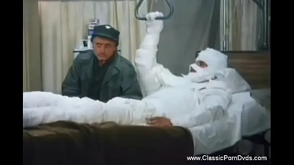 Oglejte si Vintage Nurses Frolic For Sexy Fun najboljše filme