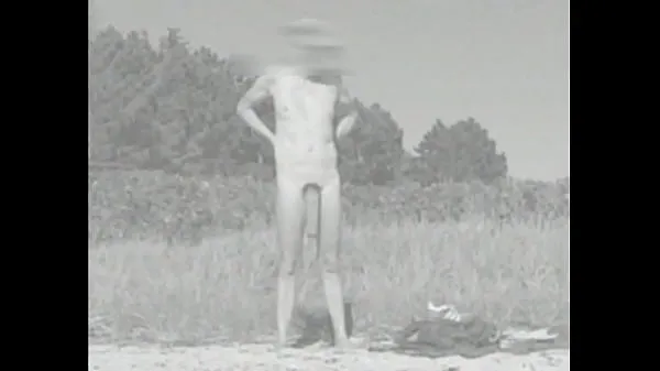 ดู Huge flaccid cock - East German nude beach ภาพยนตร์ยอดนิยม
