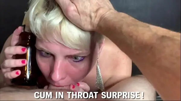 Tonton Surprise Cum in Throat For New Year Filem teratas