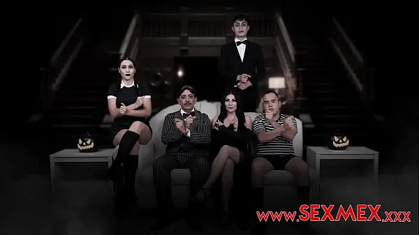 شاهد Hardcore sex orgy in the Addams Family أفضل الأفلام