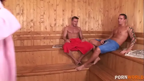 Παρακολουθήστε Hot and Sticky in the Sauna GP1620 κορυφαίες ταινίες