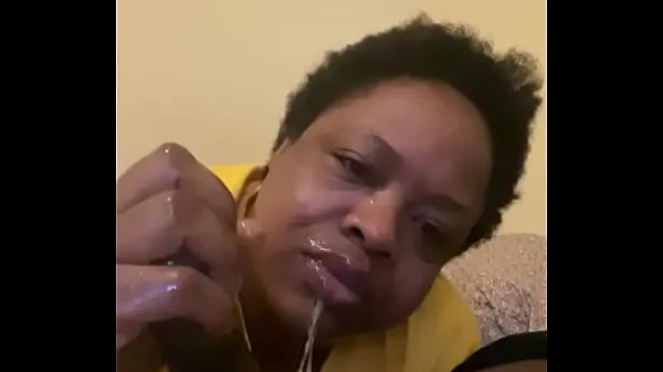 Titta på Mature ebony bbw gets throat fucked by Gansgta BBC populäraste filmer