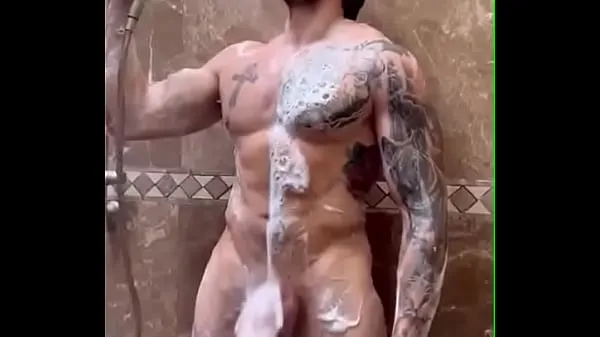 شاهد Solo shower with a huge dick أفضل الأفلام