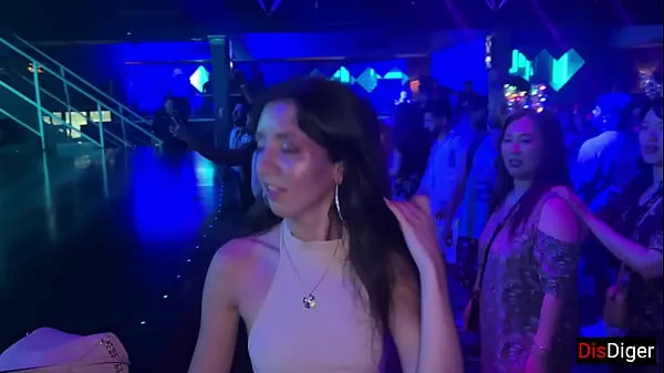 Horny girl agreed to sex in a nightclub in the toilet En İyi Filmleri izleyin